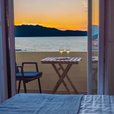 Mare Blue Bliss By 8Essentially Heraklion  Exterior photo